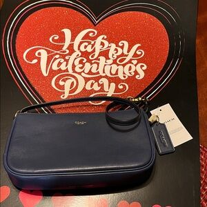 Coach Navy Natural Grain Leather Purse .